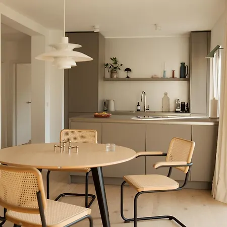 Designerwohnung In Der Suedstadt *