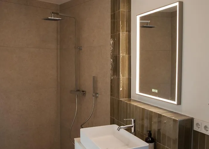 Designerwohnung In Der Suedstadt Διαμέρισμα